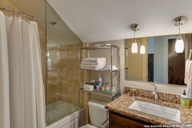 Image 24 of 25 For 158 Katherine Ct  C