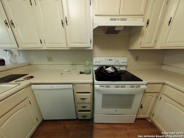 Image 5 of 9 For 622 Chauncey Dr  3