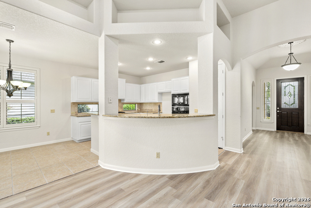 Image 8 of 29 For 51 Grassmarket