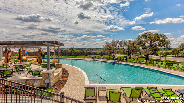 Image 5 of 7 For 13522 Valjean Ave