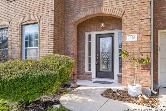 Listing photo id 0 for 9546 Haviland Ct