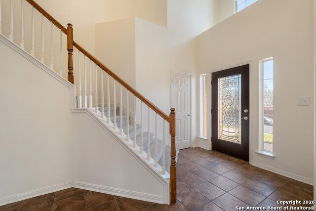 Listing photo id 1 for 9546 Haviland Ct