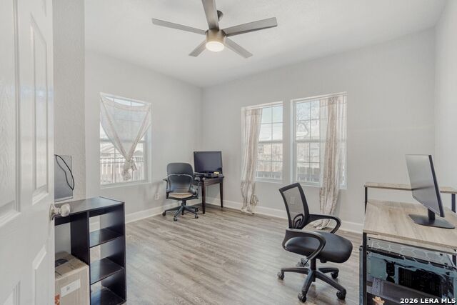 Image 14 of 28 For 1403 Kentucky