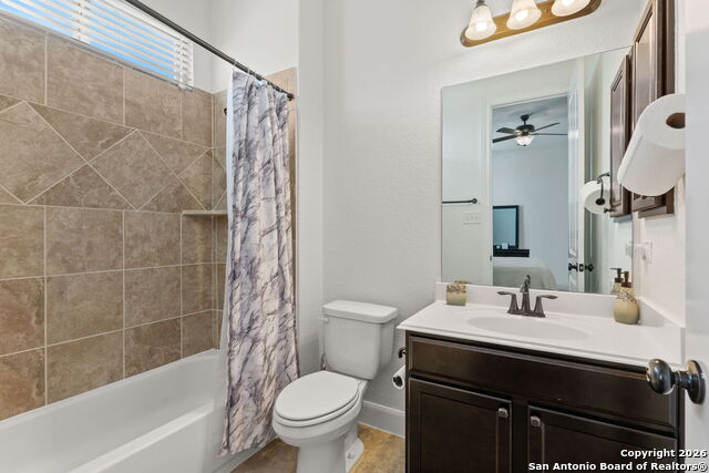 Image 31 of 35 For 12109 Merritt Villa