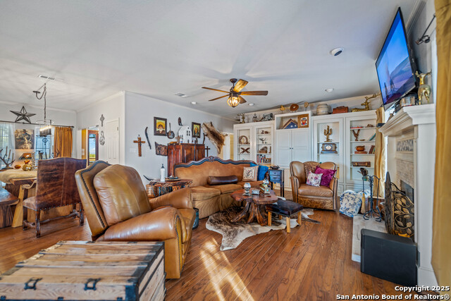 Image 15 of 45 For 809 County Road 213