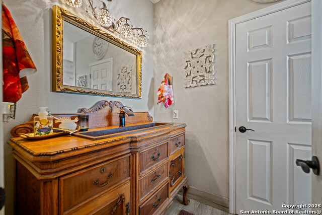 Image 21 of 45 For 809 County Road 213