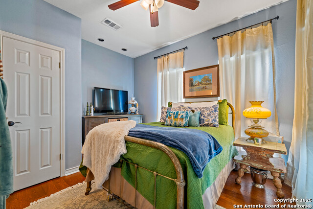 Image 27 of 45 For 809 County Road 213