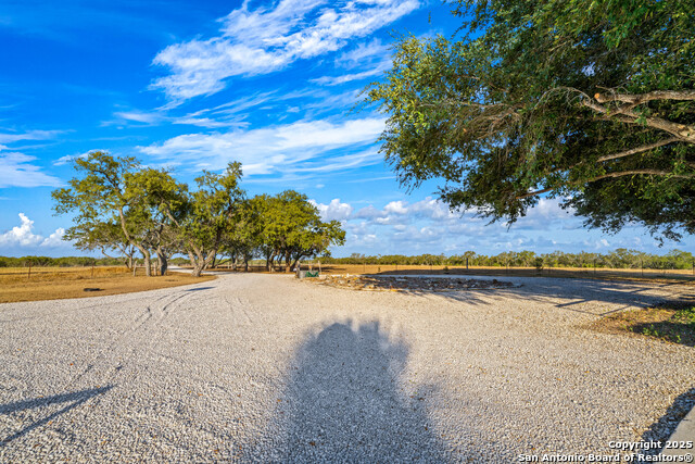 Image 38 of 45 For 809 County Road 213