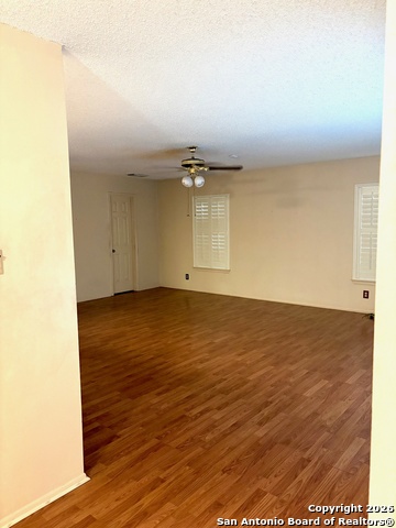 Image 26 of 32 For 7501 Avery  