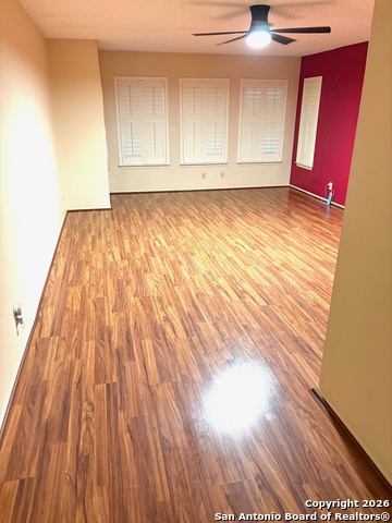 Image 6 of 32 For 7501 Avery  