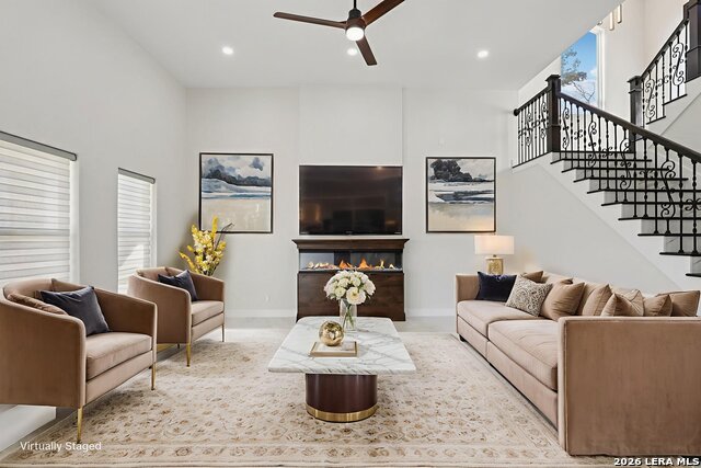 Image 18 of 49 For 10014 Ivory  