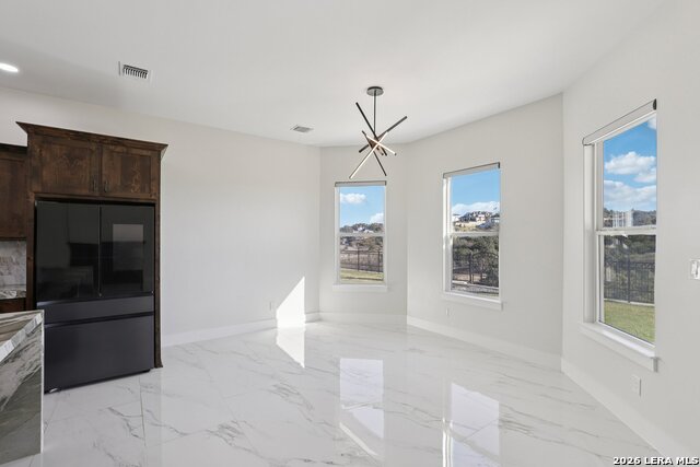 Image 24 of 49 For 10014 Ivory  