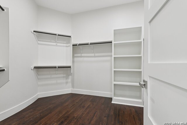 Image 39 of 49 For 10014 Ivory  