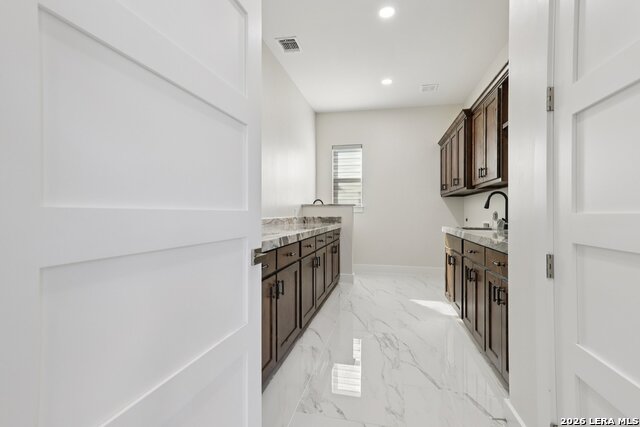 Image 41 of 49 For 10014 Ivory  