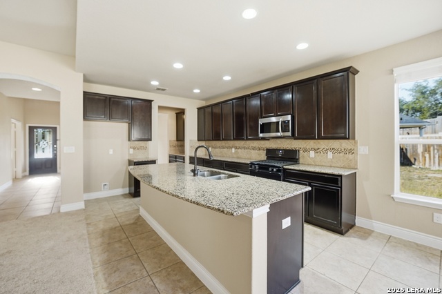 Image 24 of 47 For 3922 Retreat