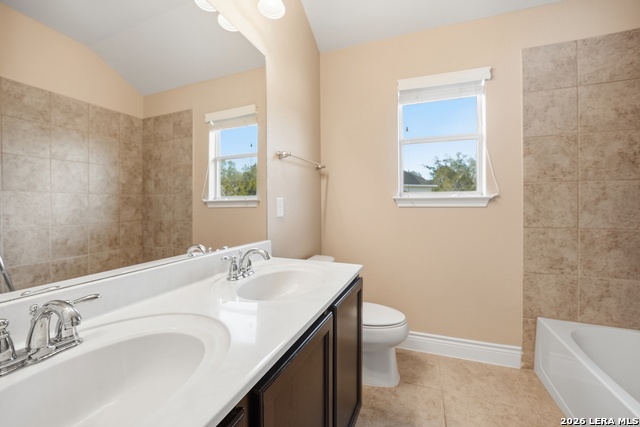 Image 38 of 47 For 3922 Retreat