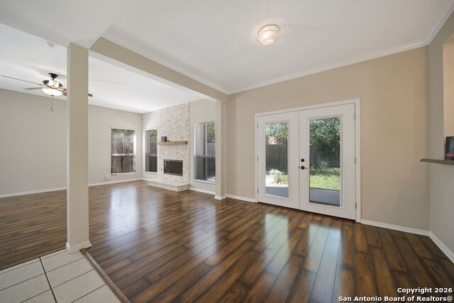 Listing photo id 11 for 14235 Red Maple Wood