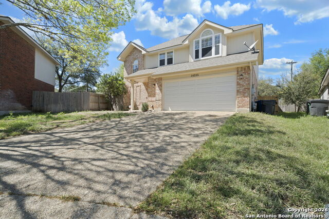 Listing photo id 1 for 14235 Red Maple Wood