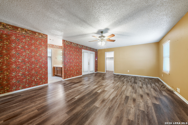 Image 15 of 35 For 1033 Live Oak E