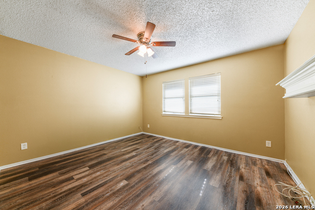 Image 20 of 35 For 1033 Live Oak E