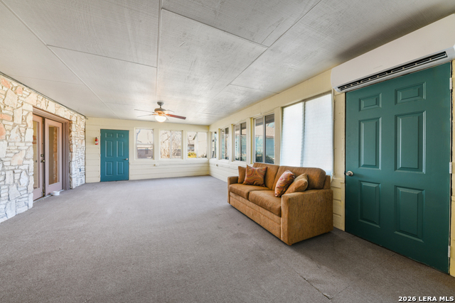 Image 26 of 35 For 1033 Live Oak E