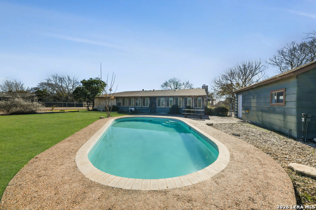 Image 29 of 35 For 1033 Live Oak E