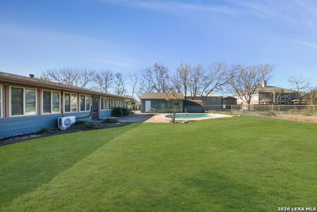 Image 31 of 35 For 1033 Live Oak E