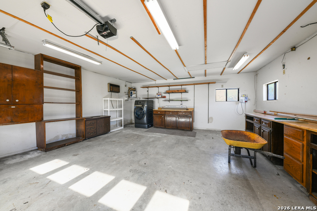 Image 35 of 35 For 1033 Live Oak E