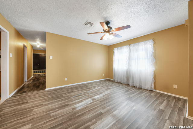 Image 8 of 35 For 1033 Live Oak E