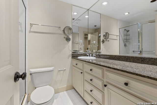 Image 10 of 31 For 700 Hildebrand  301