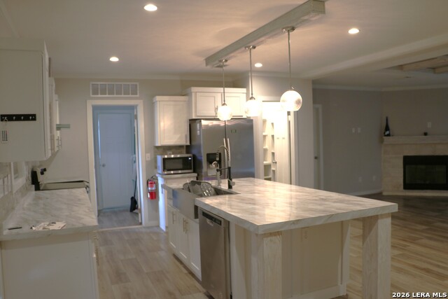 Image 4 of 14 For 387 Private Road 1525