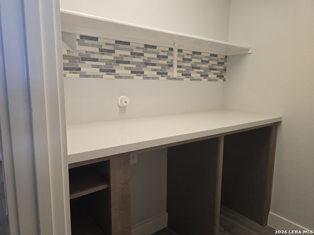 Image 14 of 29 For 7005 Hayes Horizon