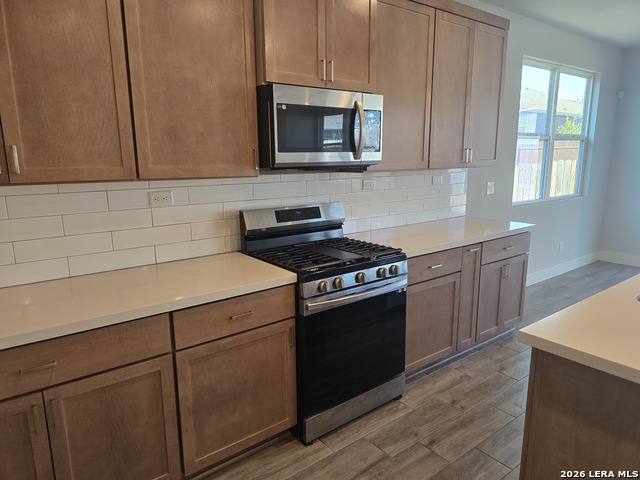 Image 18 of 29 For 7005 Hayes Horizon