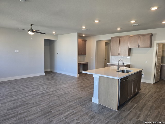 Image 21 of 29 For 7005 Hayes Horizon