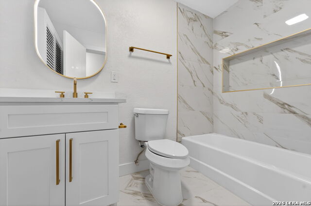 Image 14 of 21 For 1635 W Mulberry Ave  104