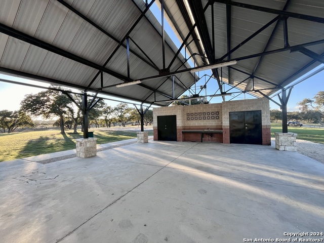 Image 15 of 17 For 128 Milfoil Ln