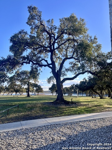 Image 17 of 17 For 128 Milfoil Ln