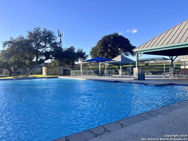 Image 8 of 17 For 128 Milfoil Ln