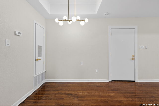 Image 6 of 21 For 1635 W Mulberry Ave  205