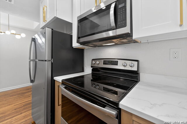 Image 7 of 21 For 1635 W Mulberry Ave  206