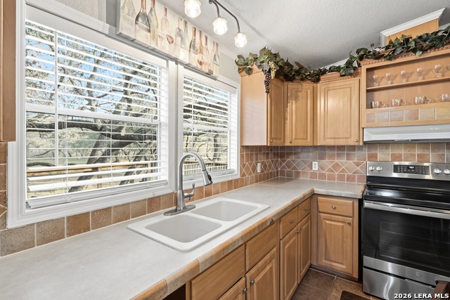 Image 11 of 22 For 5102 Savannah Way