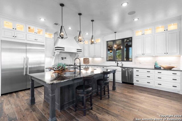 Listing photo id 12 for 2021 Fm 3240