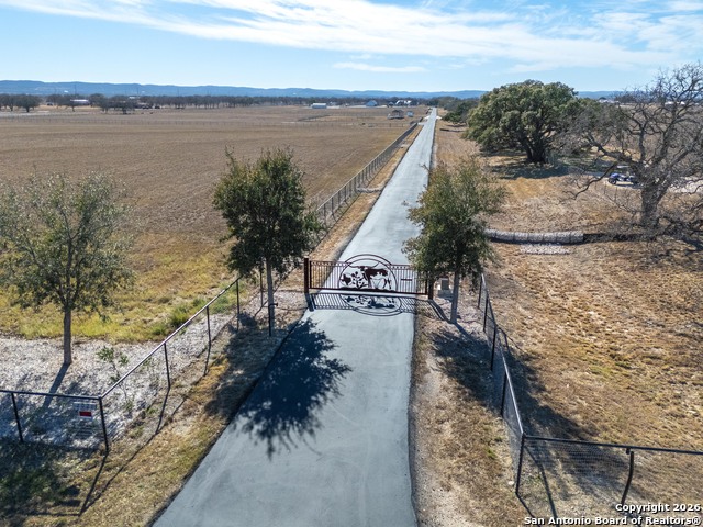 Listing photo id 1 for 2021 Fm 3240