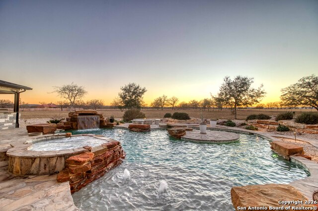 Listing photo id 50 for 2021 Fm 3240