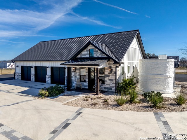 Listing photo id 52 for 2021 Fm 3240