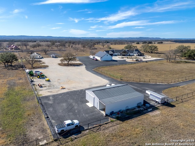 Listing photo id 65 for 2021 Fm 3240