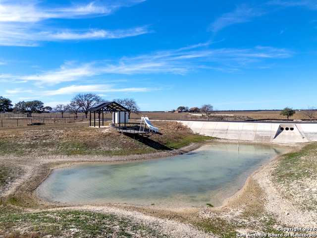 Listing photo id 68 for 2021 Fm 3240