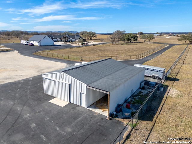 Listing photo id 71 for 2021 Fm 3240