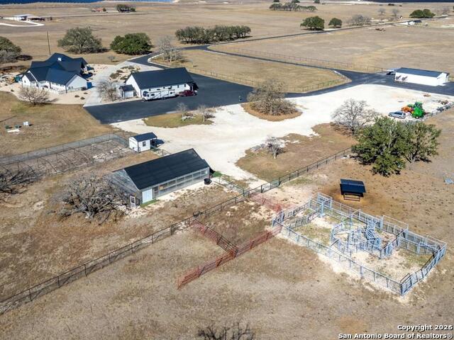 Listing photo id 75 for 2021 Fm 3240