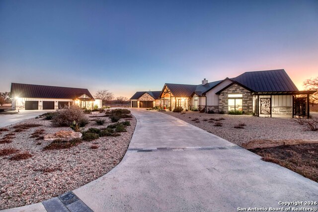 Listing photo id 81 for 2021 Fm 3240